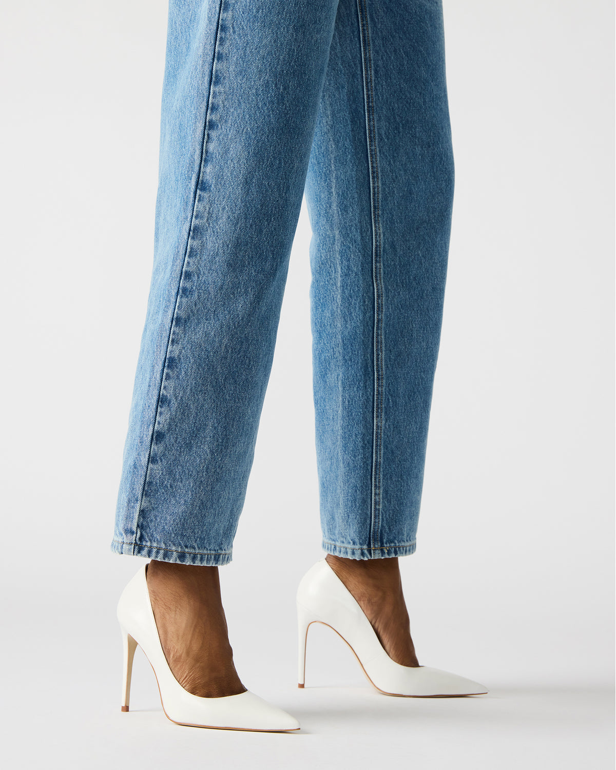 NOIR White Leather Pointed-Toe Stiletto Pump Women's Heels