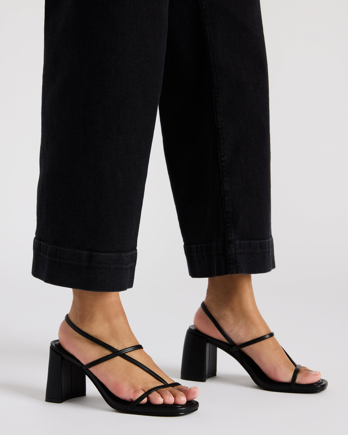 DIORA Black Women's Strappy Square-Toe Heel