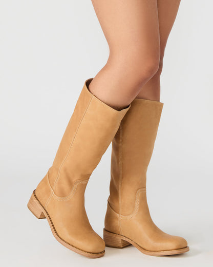 RIGGS Banana Leather Wide Calf Square-Toe Women's Boot