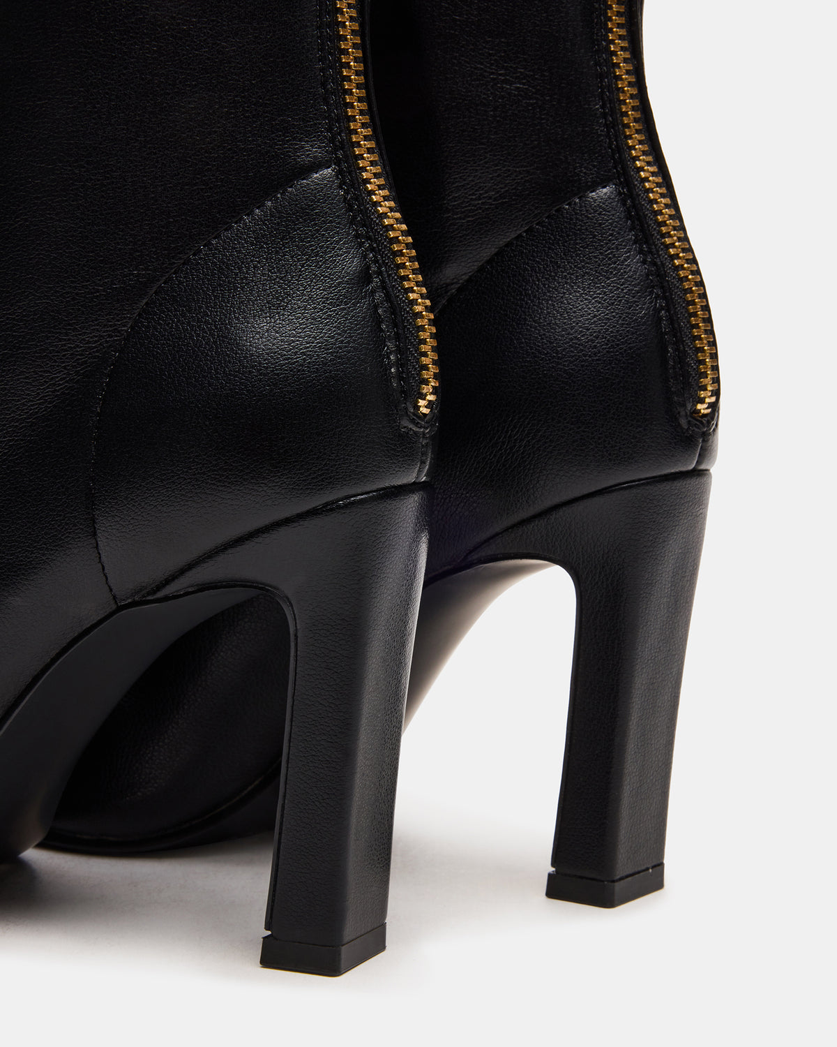 KHELAN Black Square-Toe Heeled Women's Ankle Boot