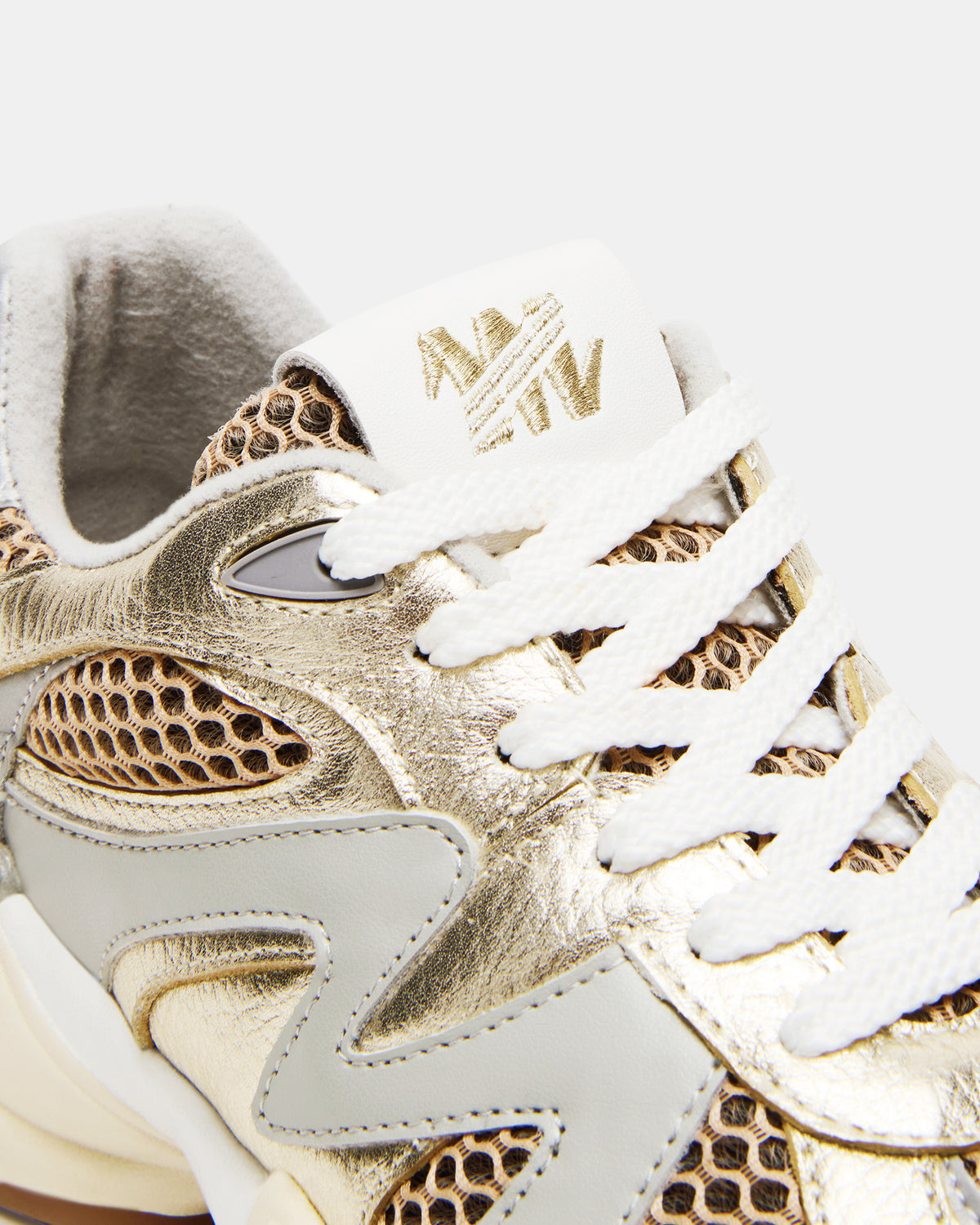 SEBI Gold Multi Low-Top Lace-Up Women's Sneaker
