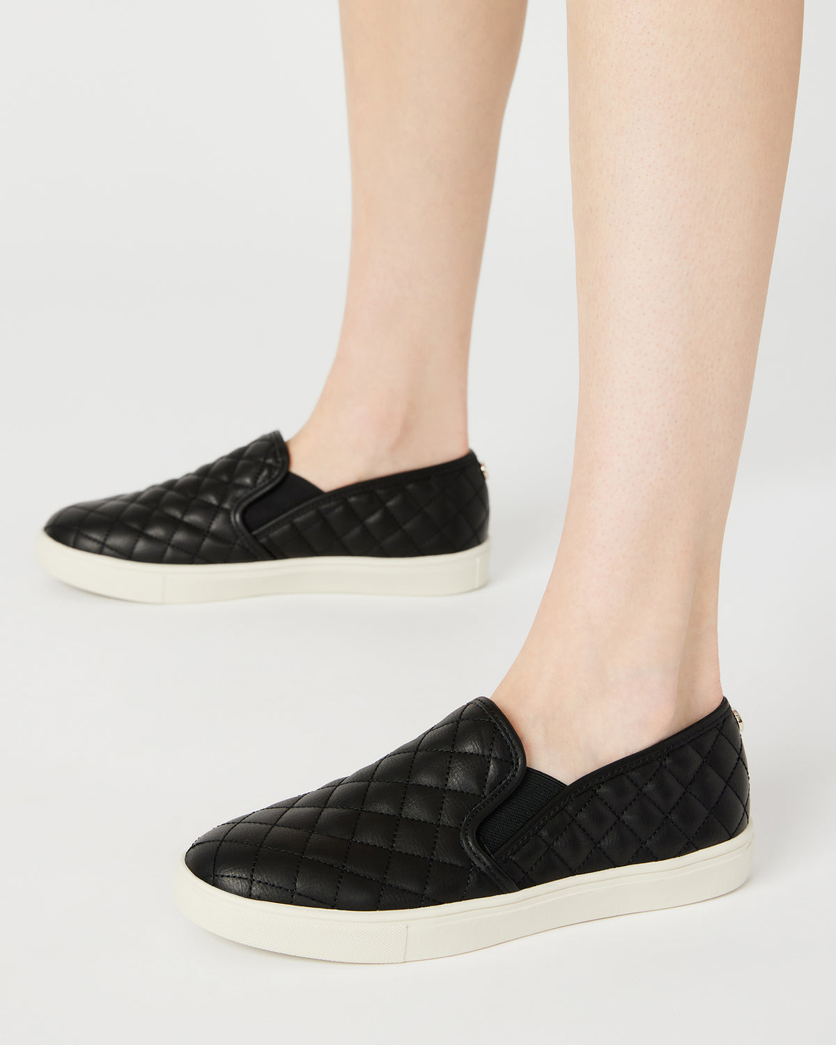 ECENTRCQ Black Leather Women's Slip On Sneakers
