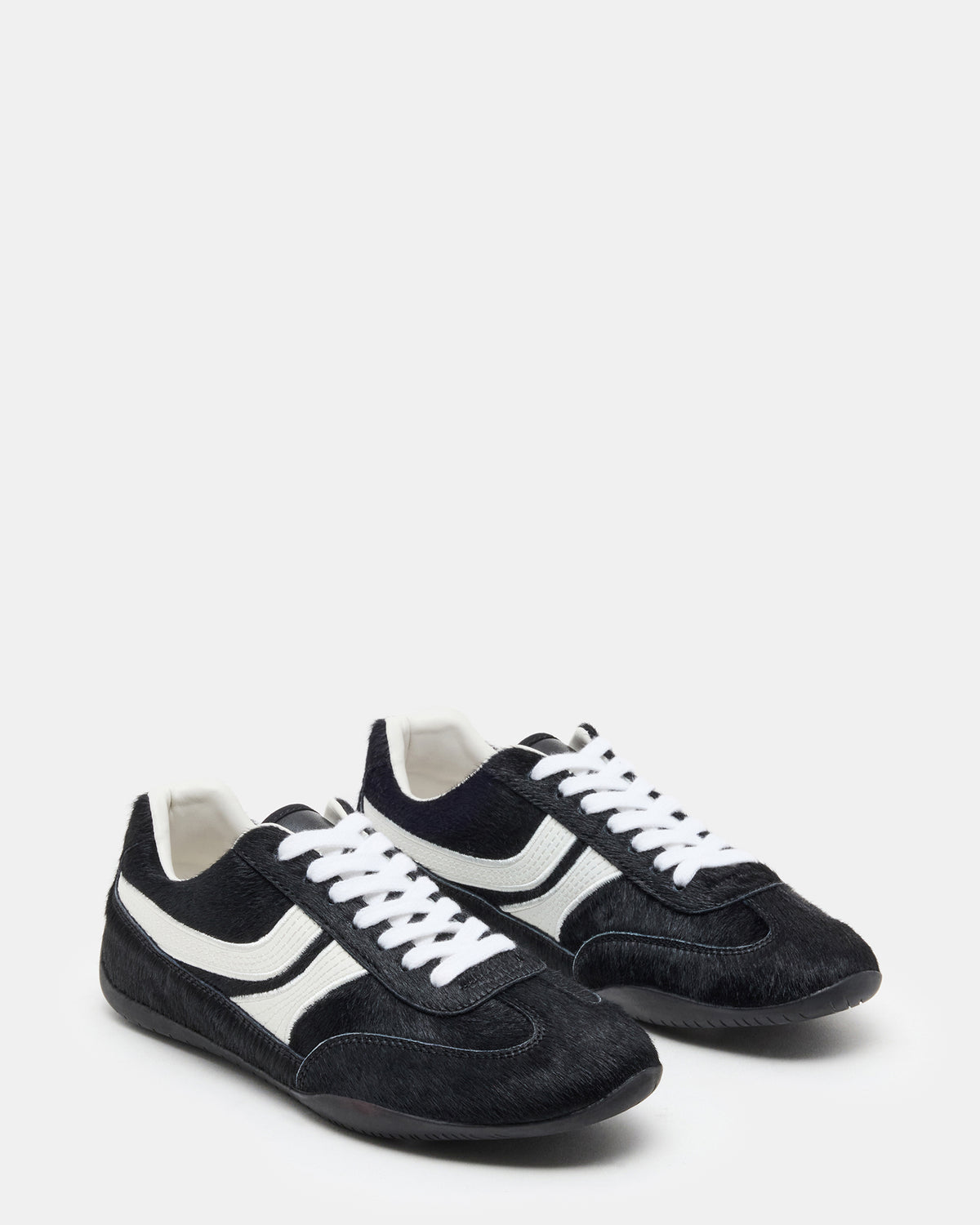 DOBSON Black Multi Women's Low-Top Lace-Up Sneaker