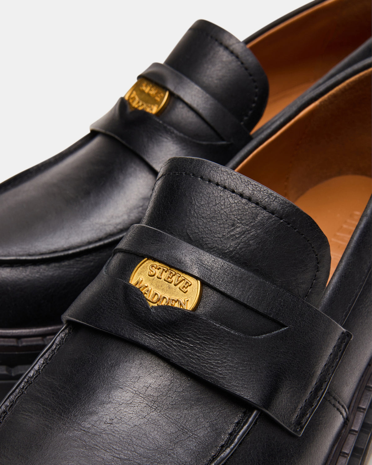 RAFTUS Black Leather Platform Lug Women's Loafer