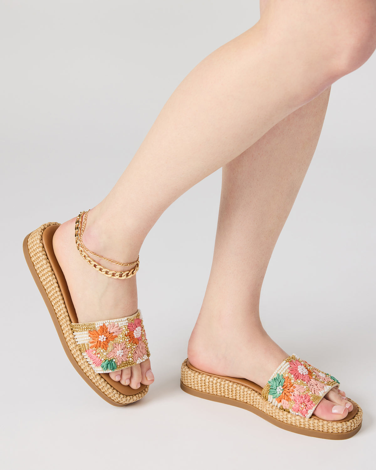 BOARDWALK Floral Multi Women's Raffia Slides