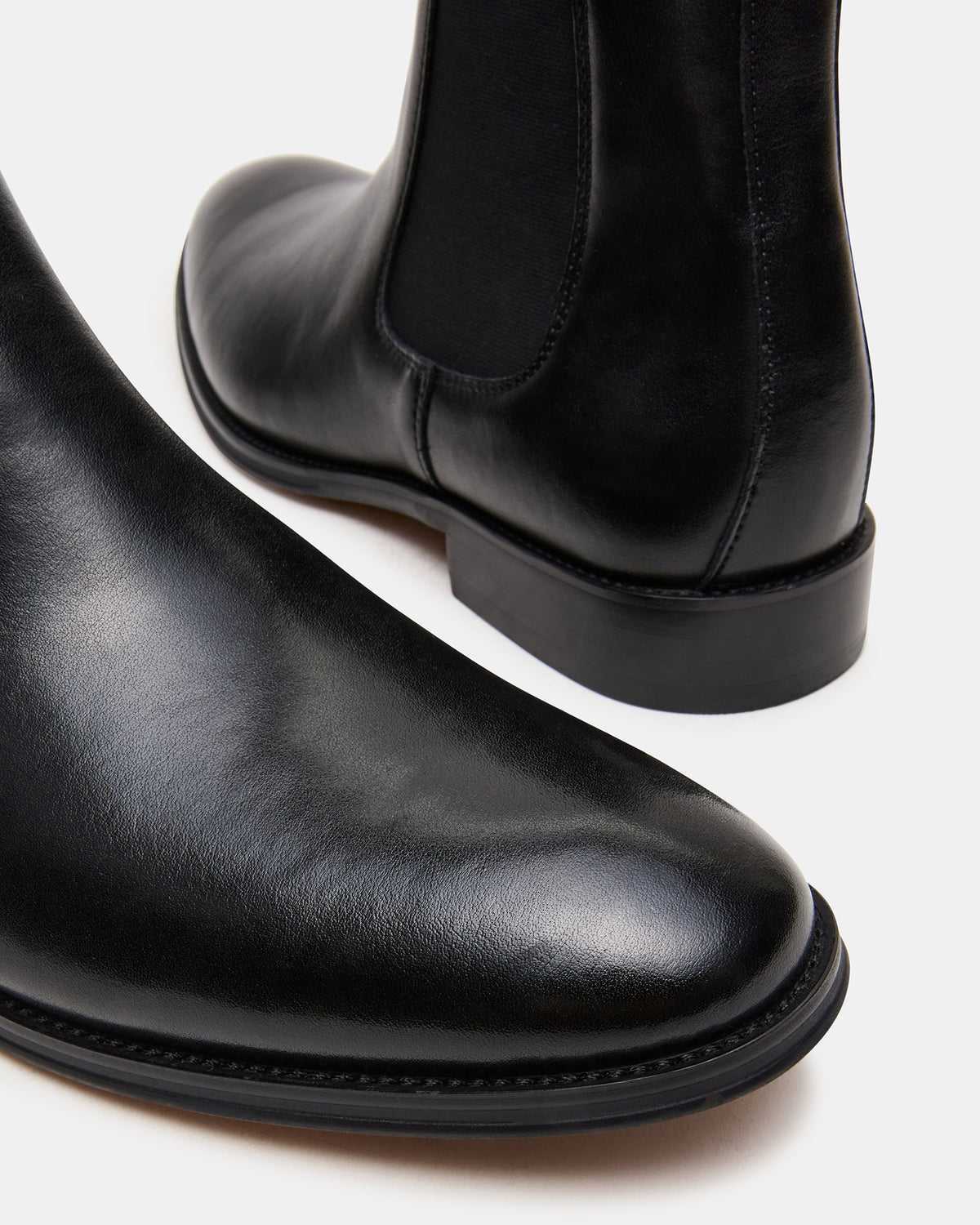 ALDAIR Black Chelsea Men's Ankle Boot