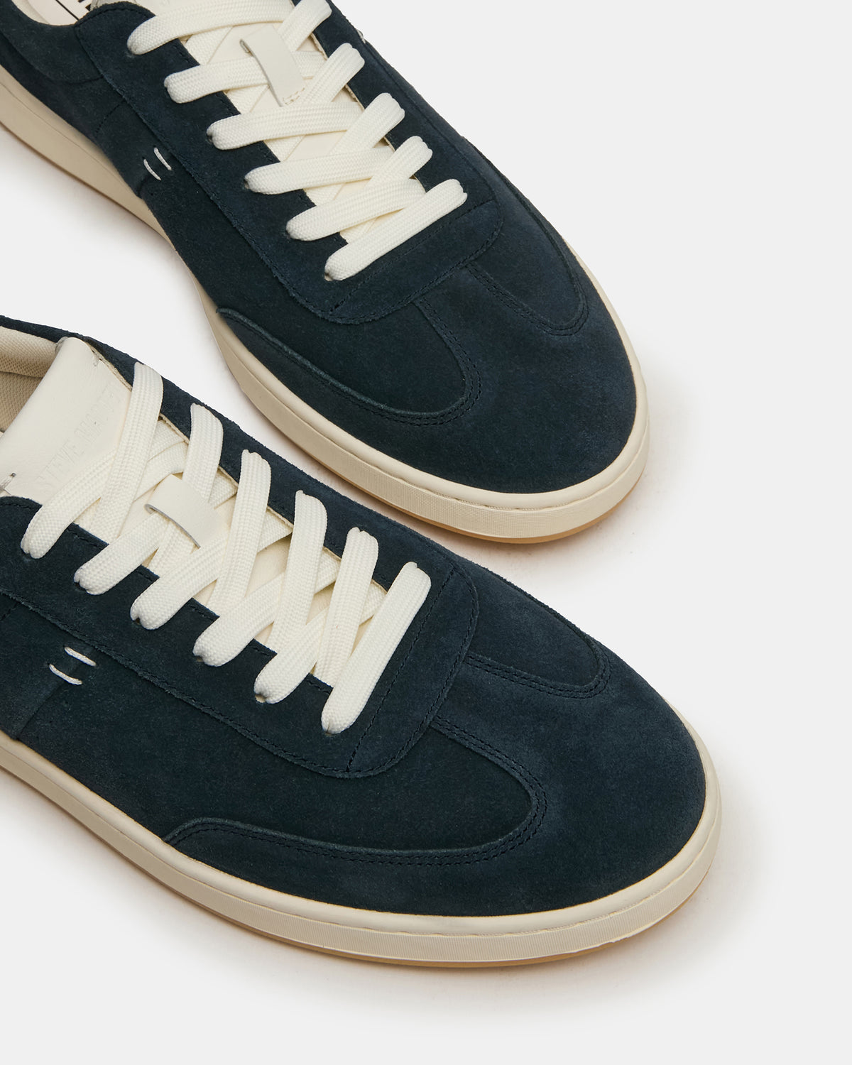 DYLAN Navy/White Low-Top Lace-Up Platform Men's Sneaker