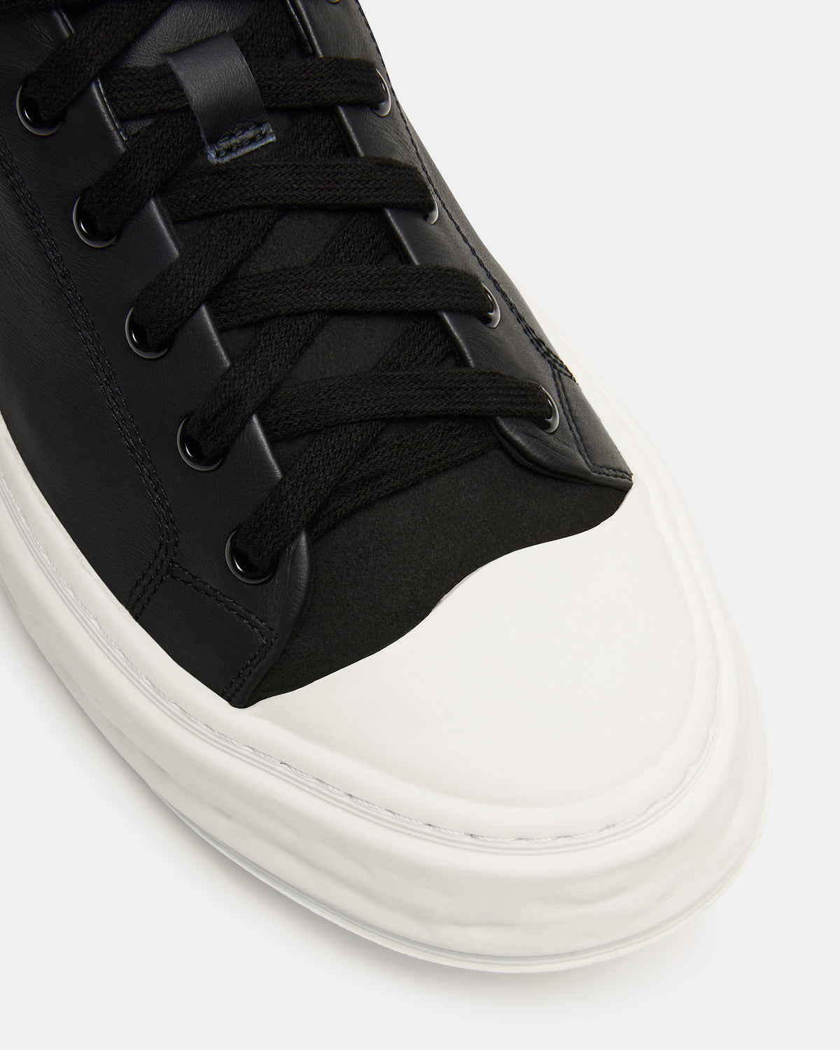 MACRAE Black Leather Men's Low-Top Fashion Sneaker