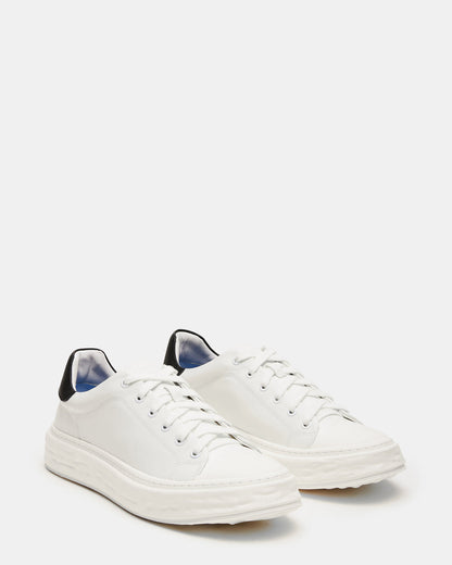 MACRAE White Leather Men's Low-Top Fashion Sneaker