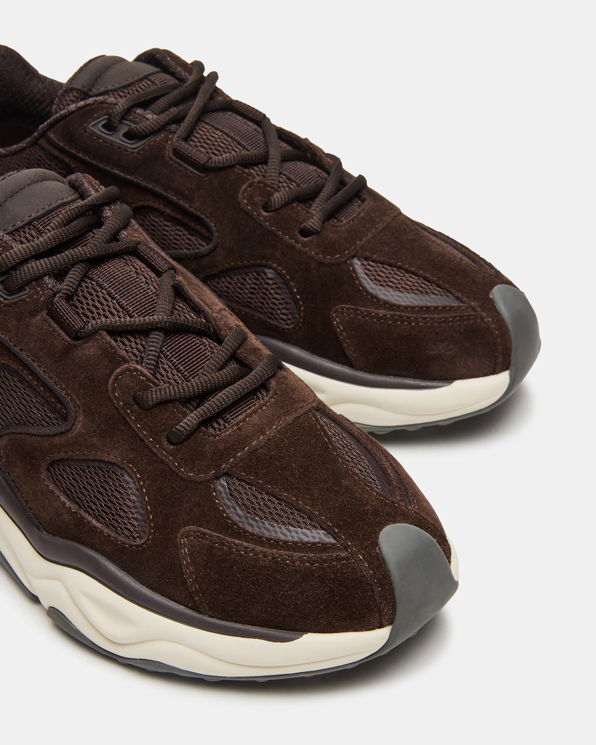 SALVADOR Brown Low-Top Lace-Up Men's Sneaker