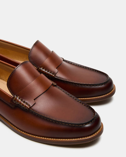 COLVER Cognac Leather Men's Slip-On Loafer