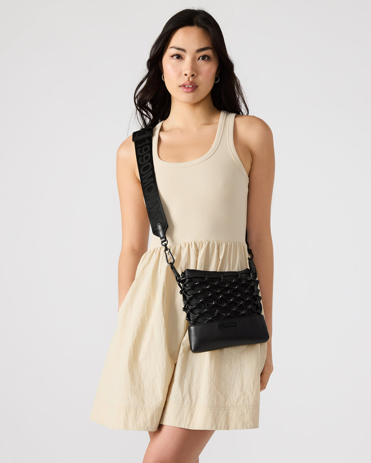 ARDA Black/Black Women's Crossbody Pouch Handbag