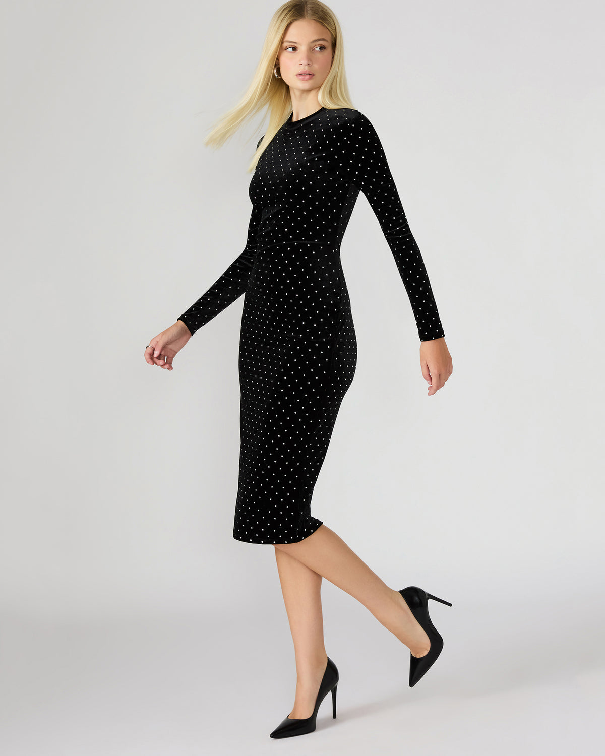 HAILEE Black Studded Velvet Long-Sleeved Pull-On Mock Neck Midi Women's Dress