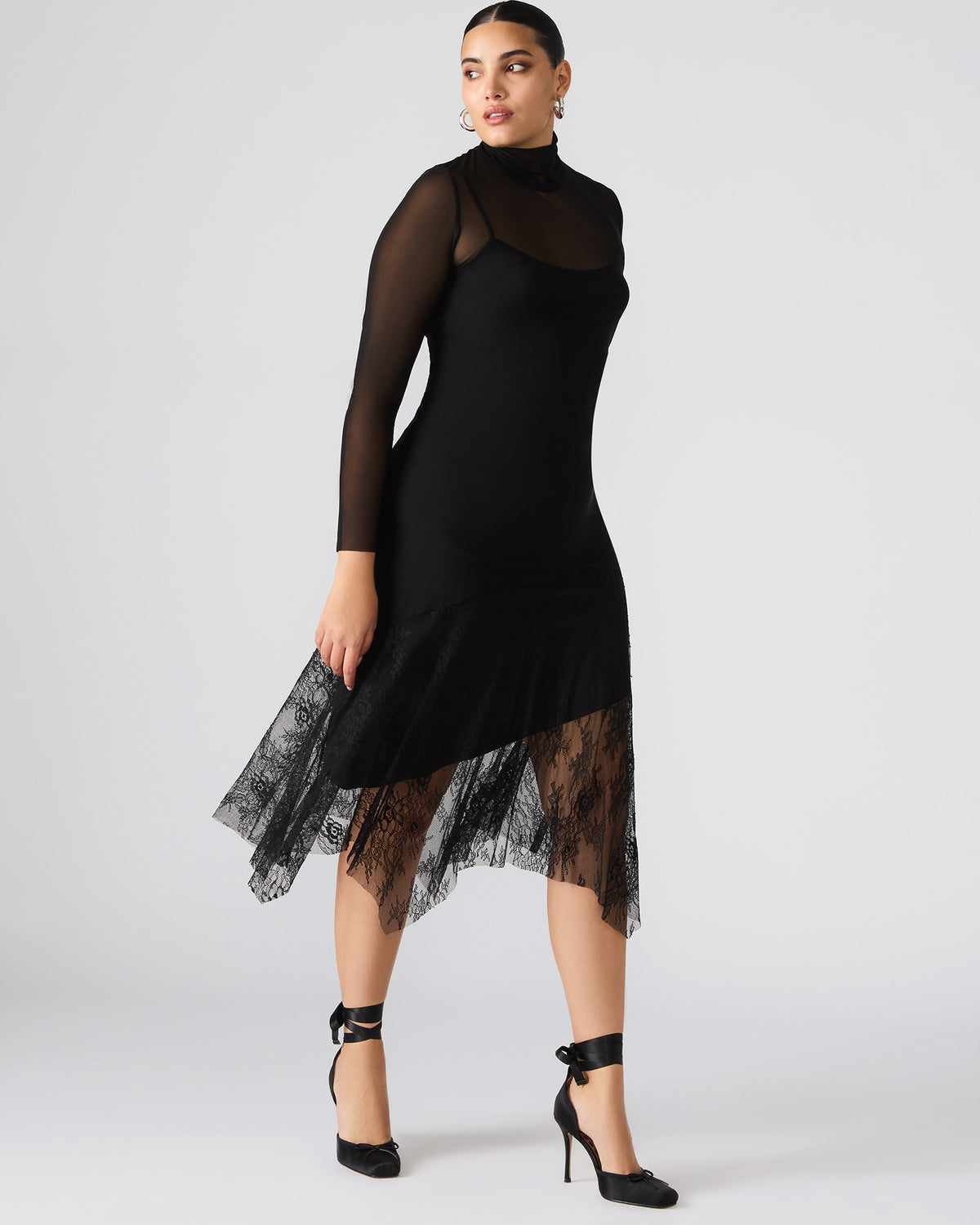 SILAS Black Long-Sleeved Mesh Lace Overylay Flowy Women's Dress