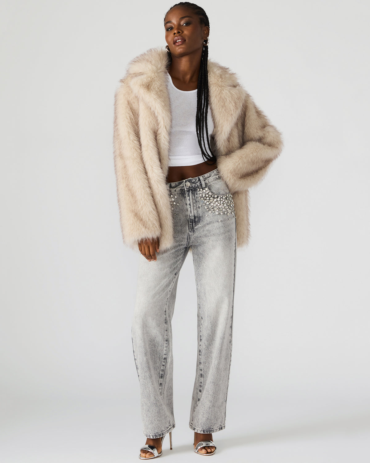 KINDRA Natural Faux Fur Collared Women's Coat