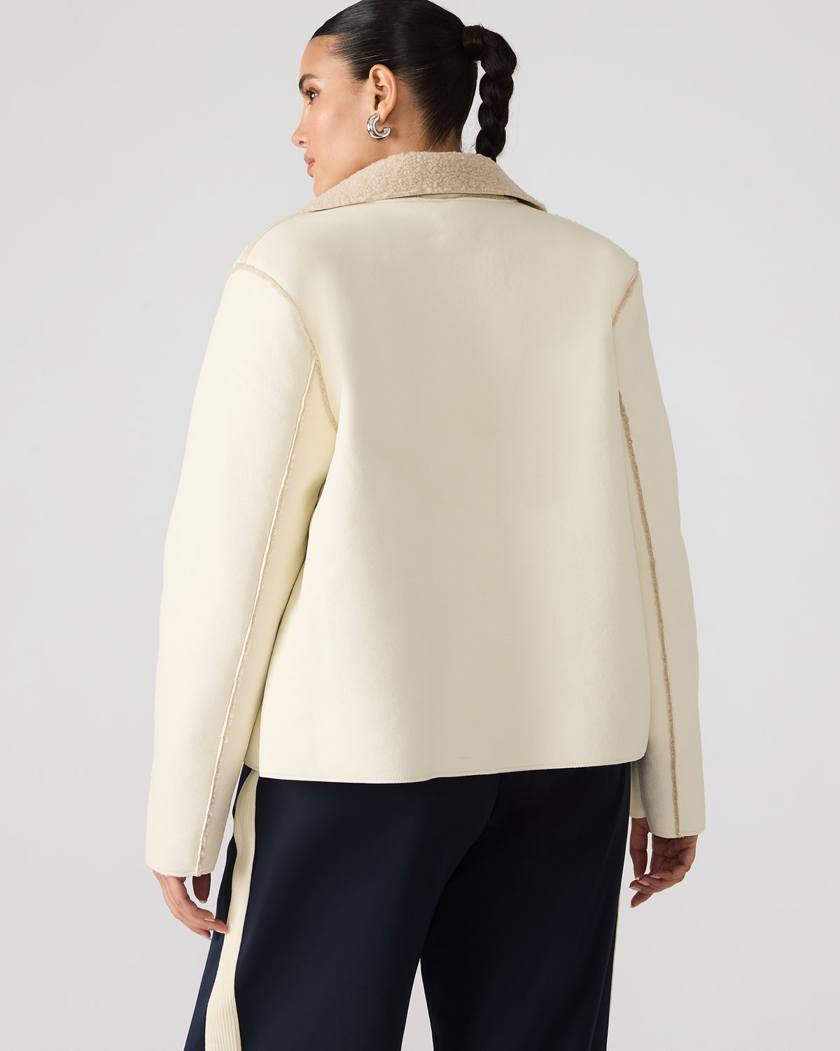LIV Cream Button-Up Long-Sleeved Collared Women's Coat
