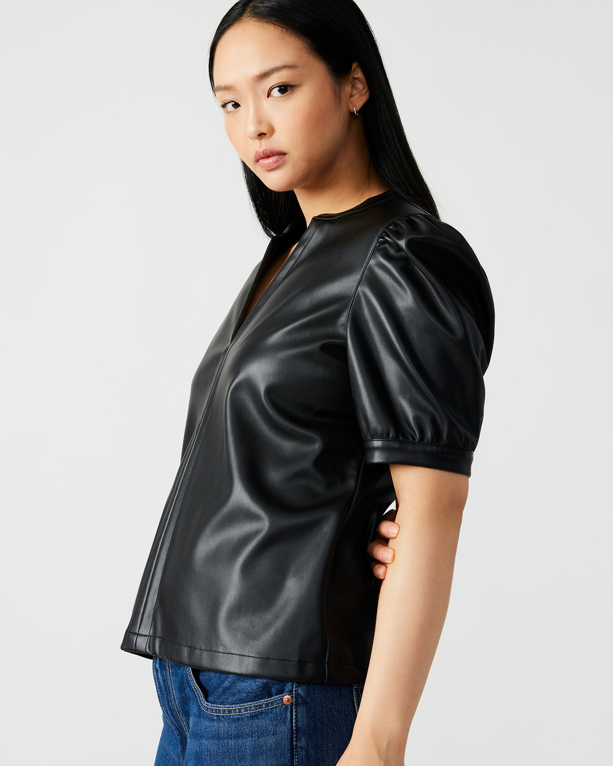 JANE Black Women's Short-Sleeved Suede Top