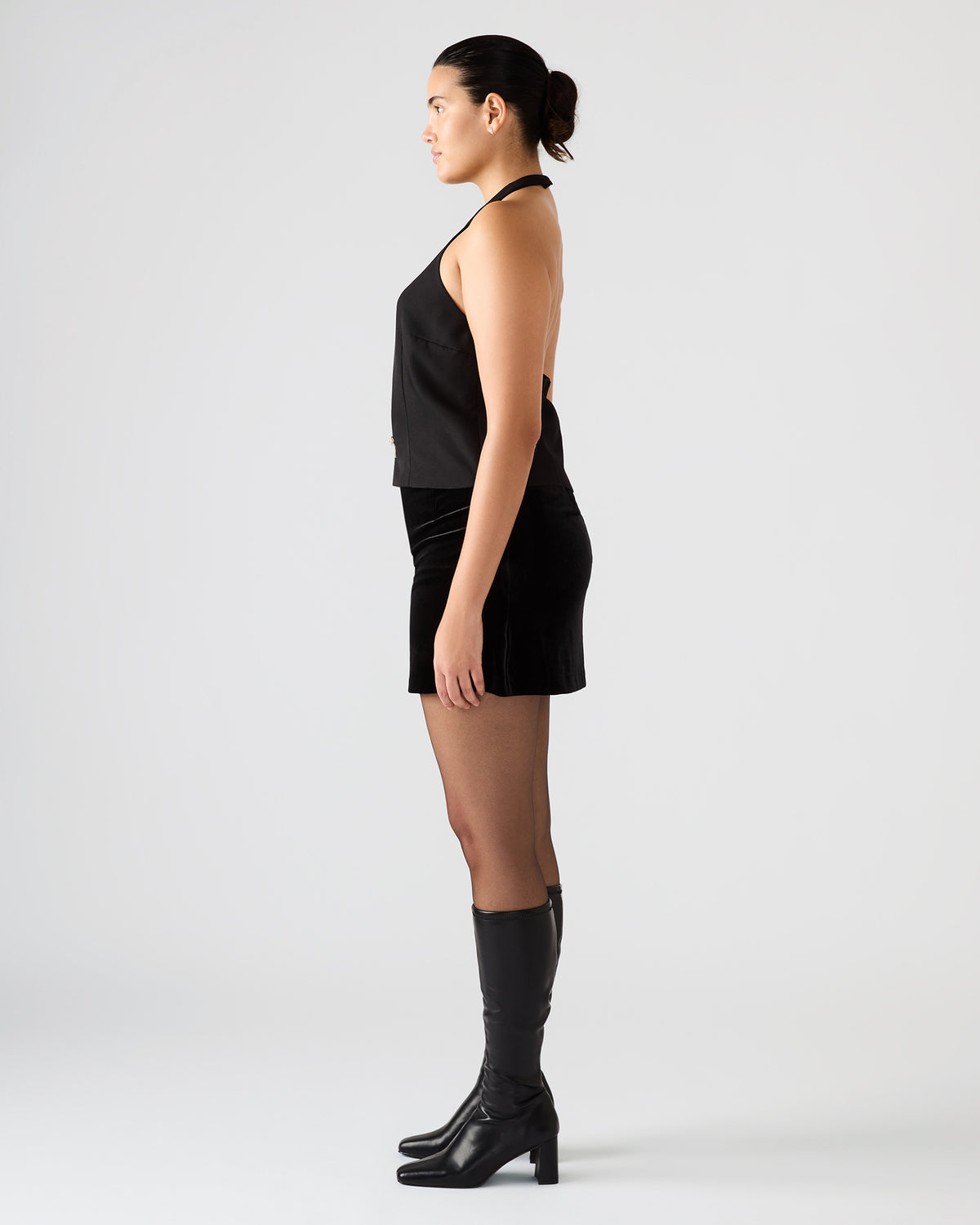 JUVIA Black Sleeveless Bow Detail Halter Women's Top