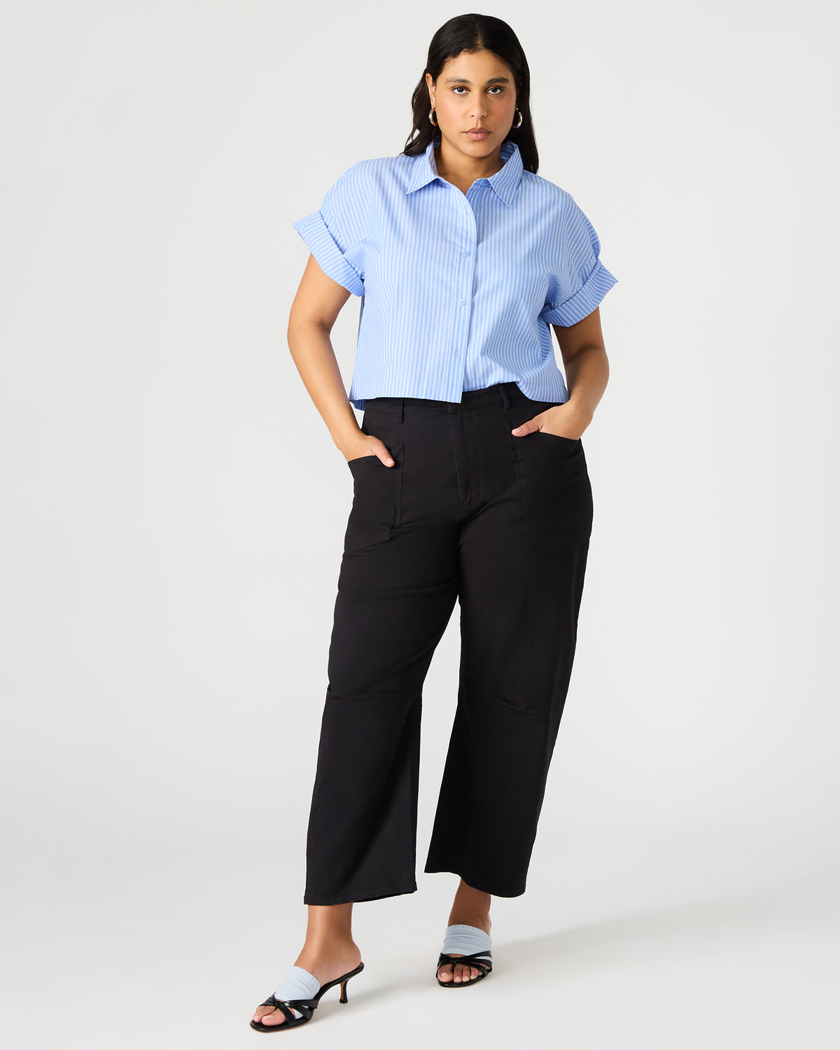 TULA Blue/White Women's Collared Button-Up Pinstripe Top