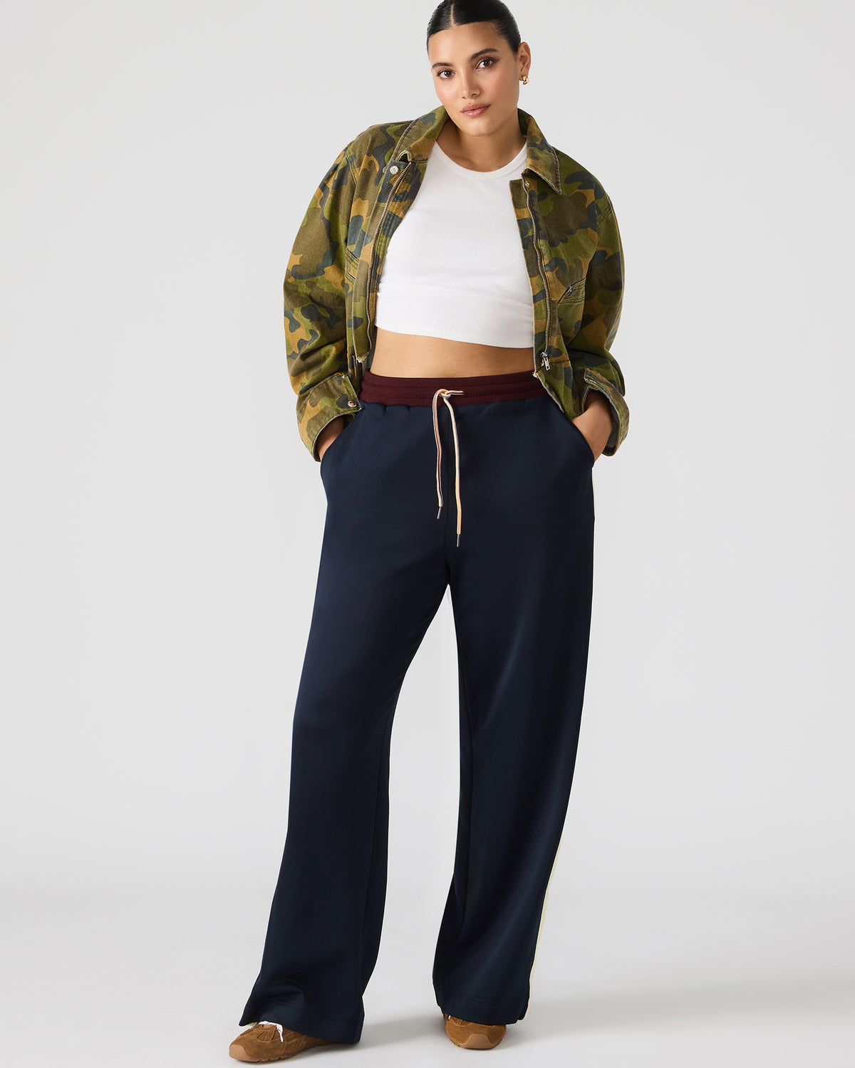 DAISY Midnight Athletic Tie-Front Matching Set Women's Pants